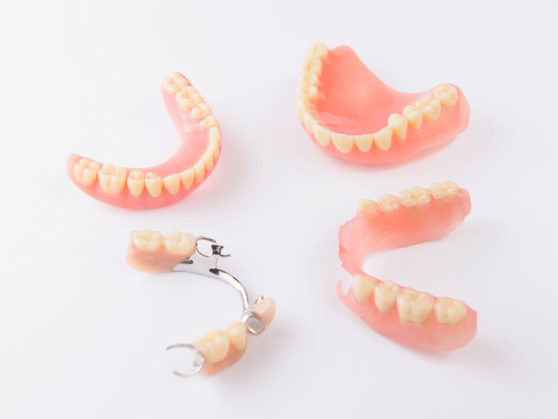 Tipos de próteses dentárias